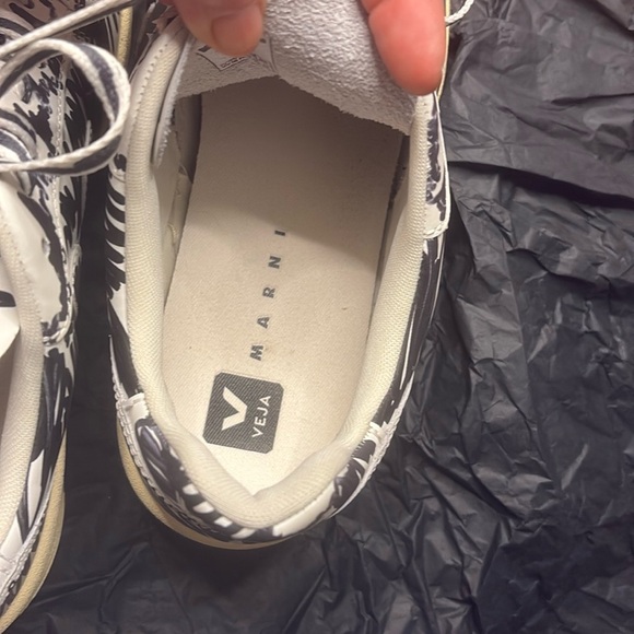 Marni & Veja  Black and White Sneakers with Distinctive Design - Picture 8 of 15
